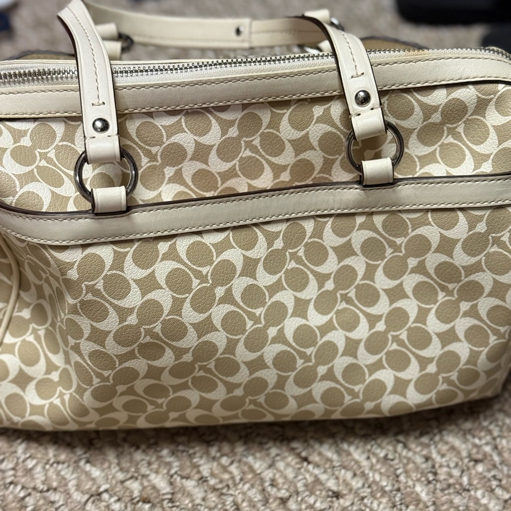 Coach Cream and Pink Satchel with Signature Design - Picture 3 of 9